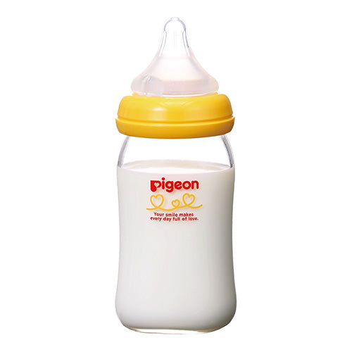 Pigeon Milk Bottle - Glass 贝亲经典玻璃奶瓶 160ml Classic Yellow
