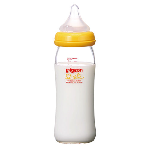 Pigeon Milk Bottle - Glass 贝亲经典玻璃奶瓶 240ml Classic Yellow