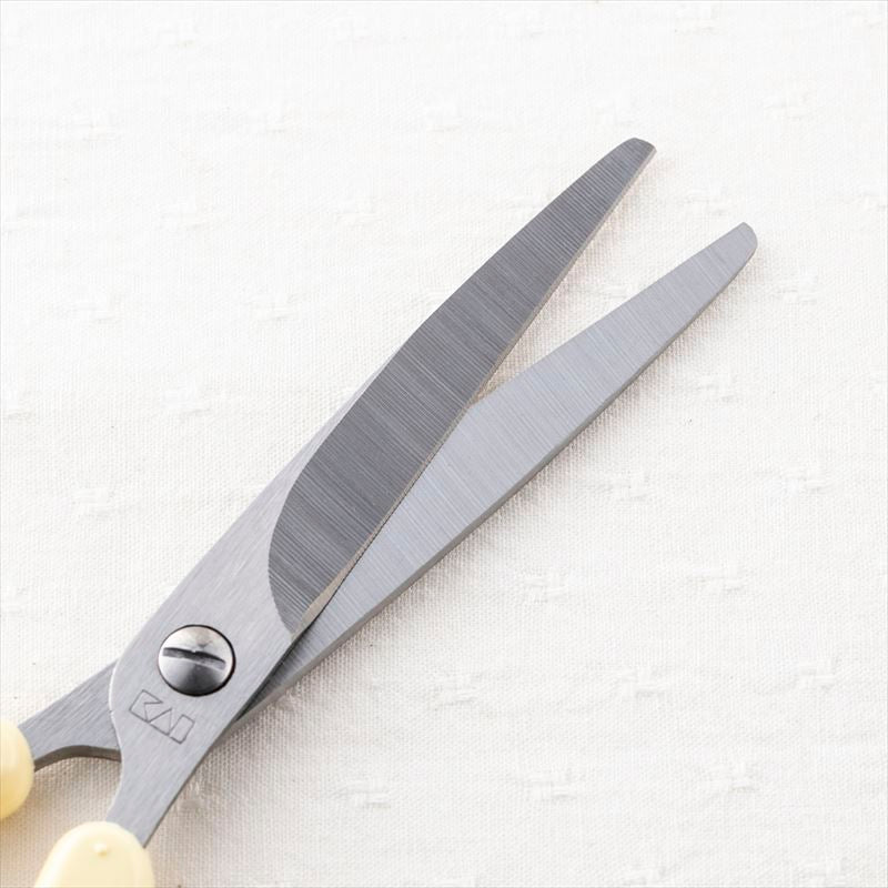 KAI Baby Hair Cutting Scissors Combo-Winnie the Pooh贝印维尼儿童理发剪套装