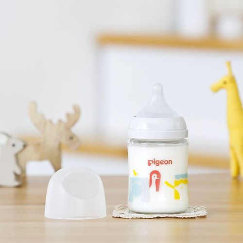 Pigeon Milk Bottle - Glass 贝亲三代玻璃奶瓶 160ml Snowy Zoo